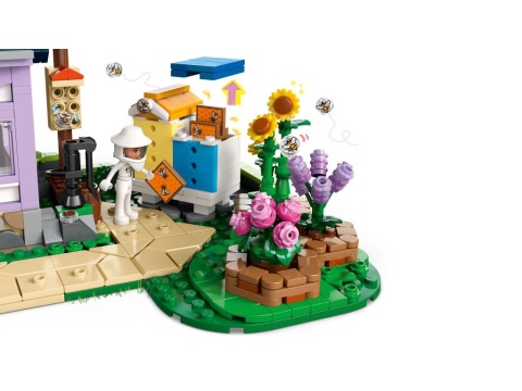 LEGO 42669 Friends - Dom pszczelarzy i kwiatowy ogród LEGO 42669 Friends - Dom pszczelarzy i kwiatowy ogród