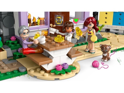LEGO 42669 Friends - Dom pszczelarzy i kwiatowy ogród LEGO 42669 Friends - Dom pszczelarzy i kwiatowy ogród