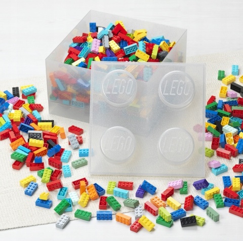 LEGO 40090803 - Pojemnik klocek 4 - Biały brokatowy 25 cm LEGO 40090803 - Pojemnik klocek 4 - Biały brokatowy 25 cm