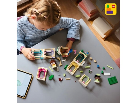 LEGO 43291 Disney - Mała Bella i Tiana z zamkiem