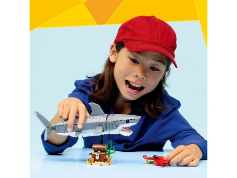 LEGO 31381 Creator 3w1 - Groźny rekin i skrzynia ze skarbem