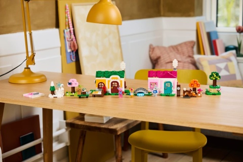 LEGO 77057 Animal Crossing - Kreatywne domy: Pory zabawy
